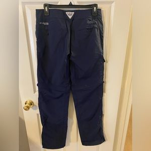 Women’s Columbia PFG Omni-shade pants. Size 8 regular.